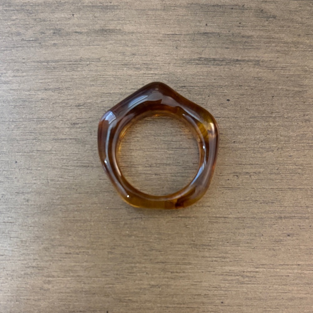 Brown Marbled Wavy Resin Ring - Size 7